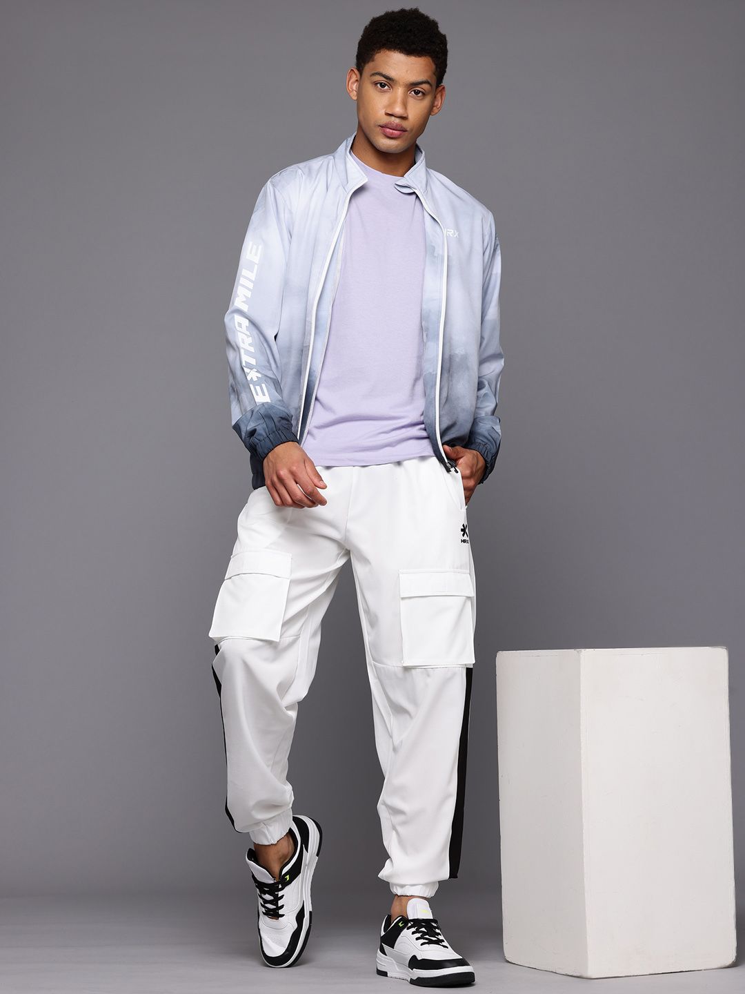 HRX by Hrithik Roshan Men Cargo Style Lifestyle Joggers