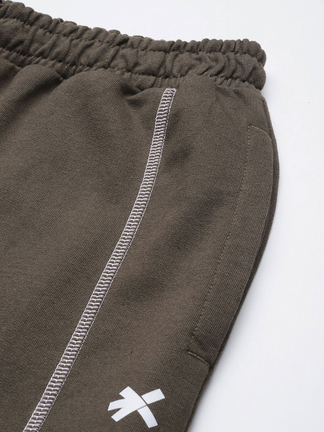 HRX by Hrithik Roshan Men Stripe Detail Training Joggers
