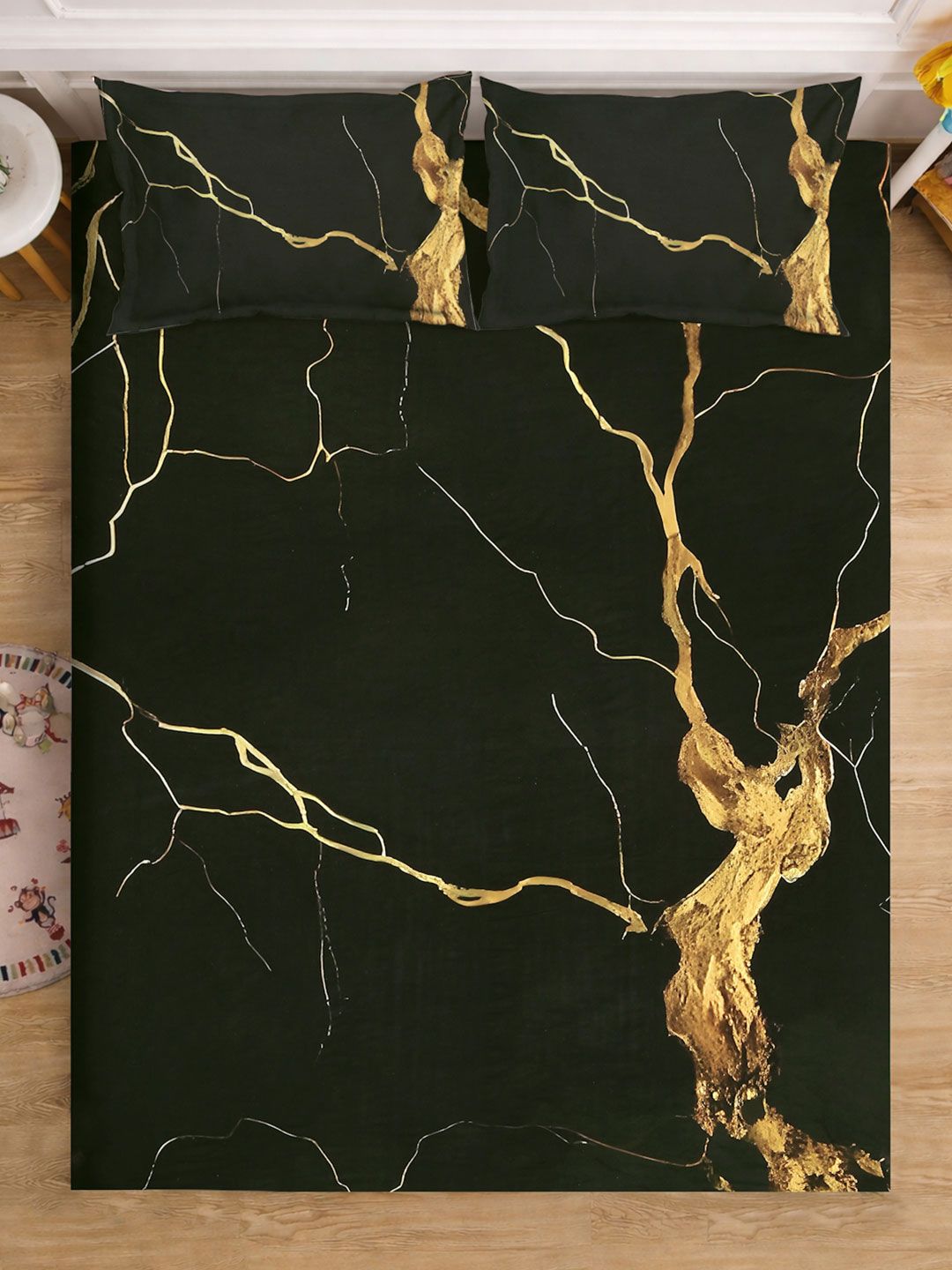 KLOTTHE Black Abstract Printed Fitted 300 TC King Bedsheet With 2 Pillow Cover