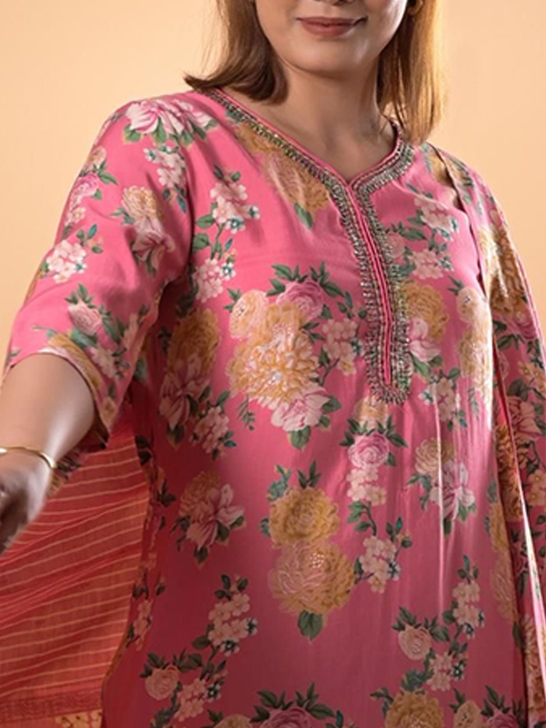 Mamicha Women Embroidered Regular Thread Work Pure Cotton Kurta with Palazzos With Dupatta