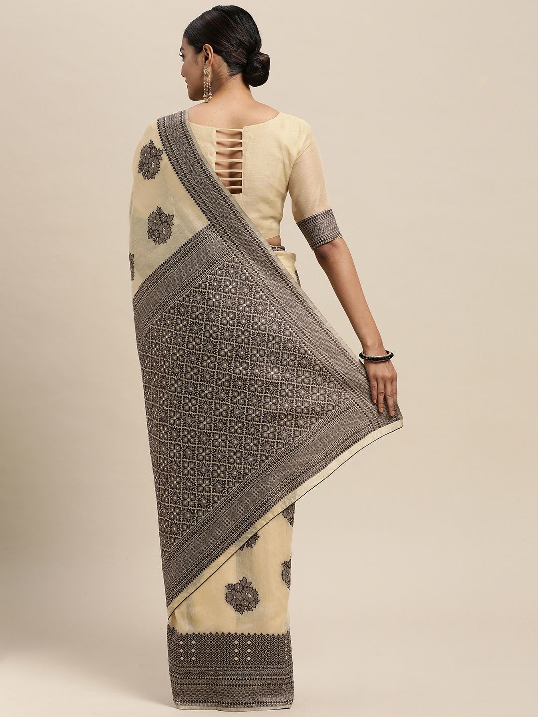 Saree mall Beige Floral Silk Blend Banarasi Saree