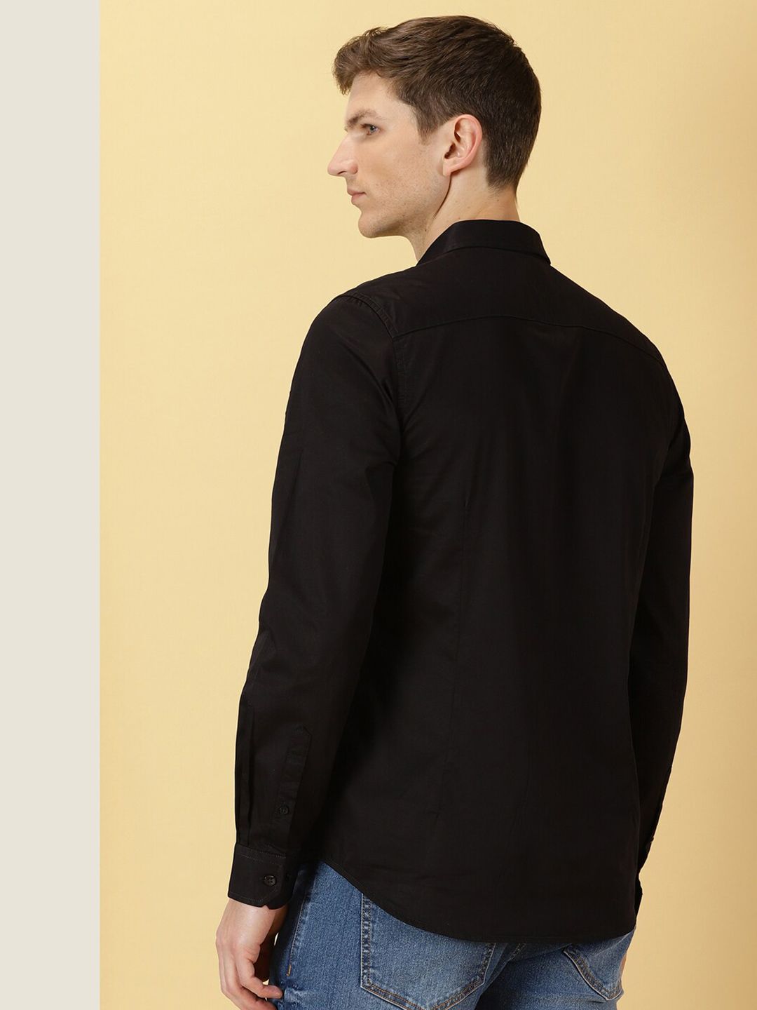 Thomas Scott Classic Slim Fit Spread Collar Casual Shirt