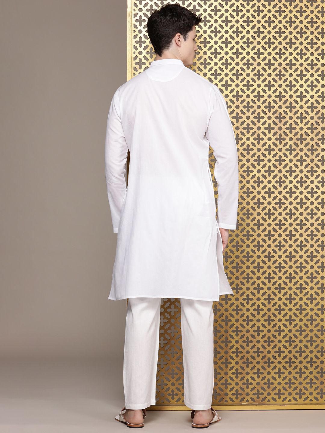 House of Pataudi Solid Pleated-Detail Thread Work Jashn Pure Cotton Kurta