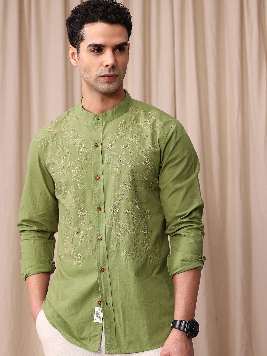 Mr Bowerbird Pure Cotton Tailored Fit Floral Embroidered Casual Shirt