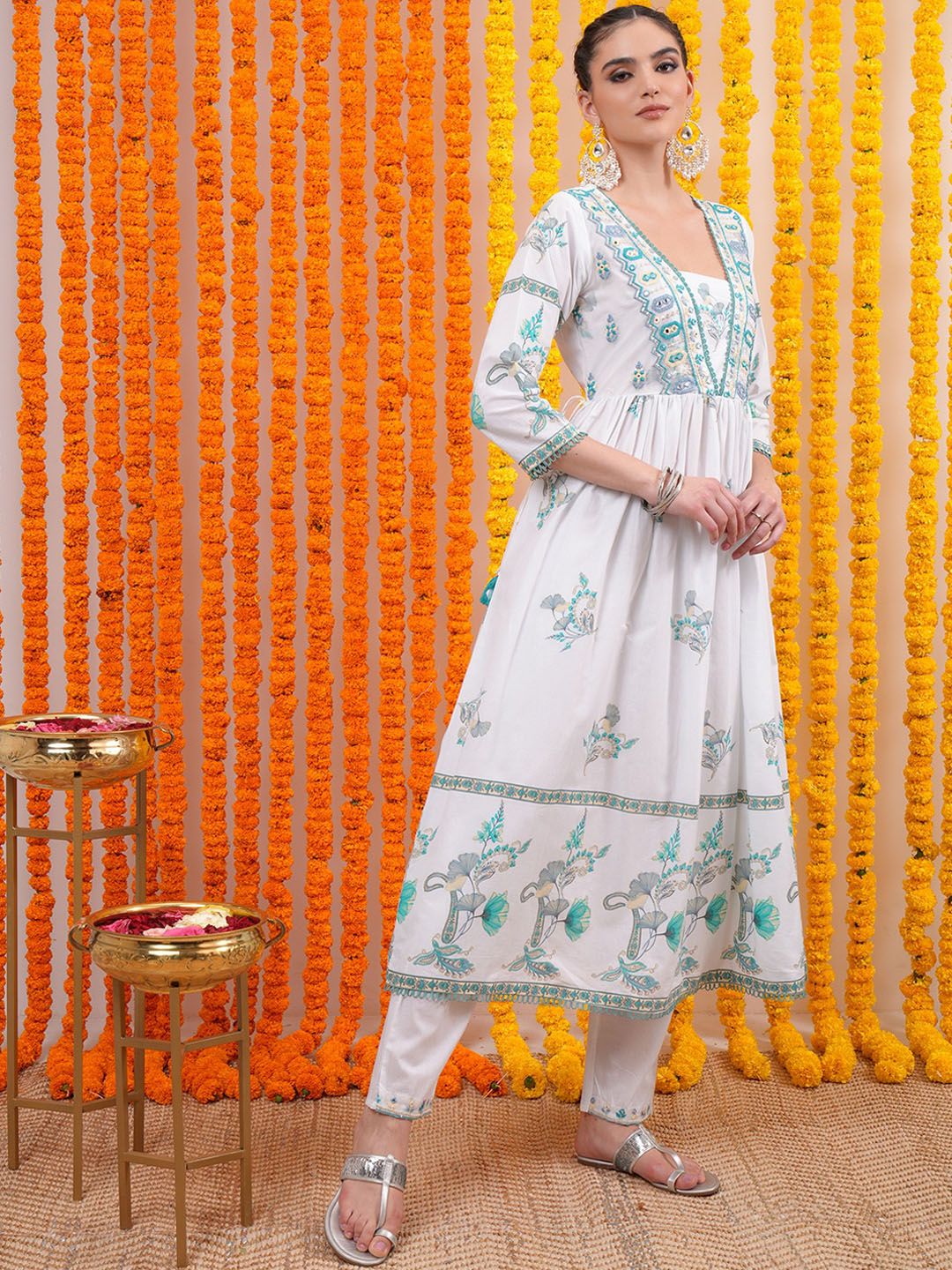 Vishudh White Floral Printed Empire Thread Work Pure Cotton Kurta with Trousers & Dupatta