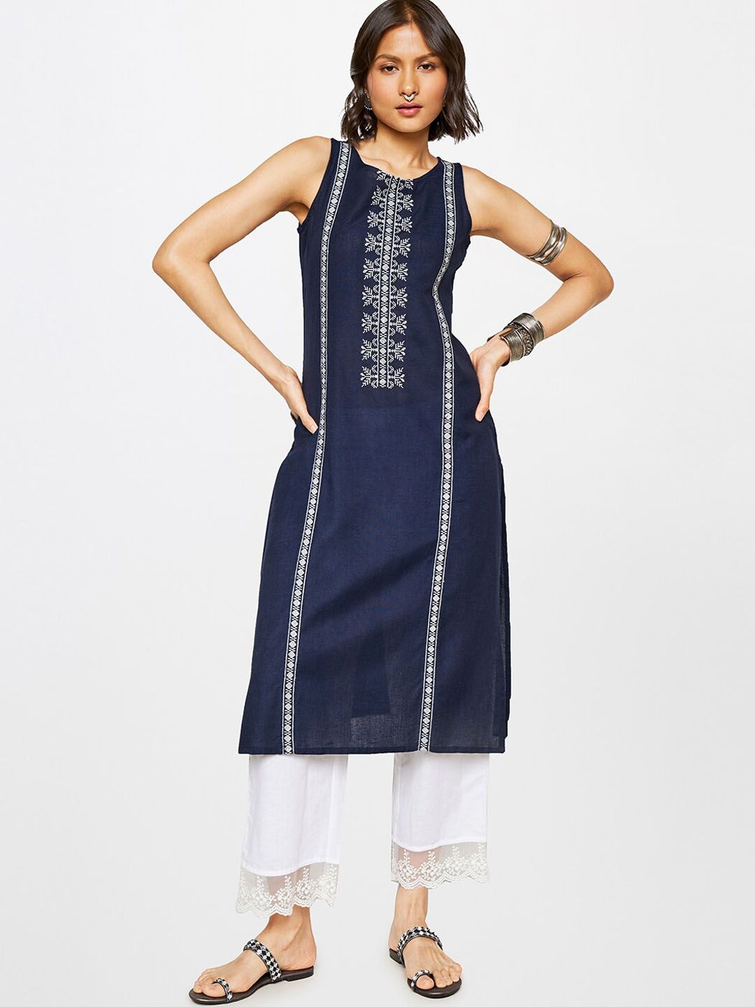 Global Desi Ethnic Motifs Embroidered Thread Work Straight Kurta