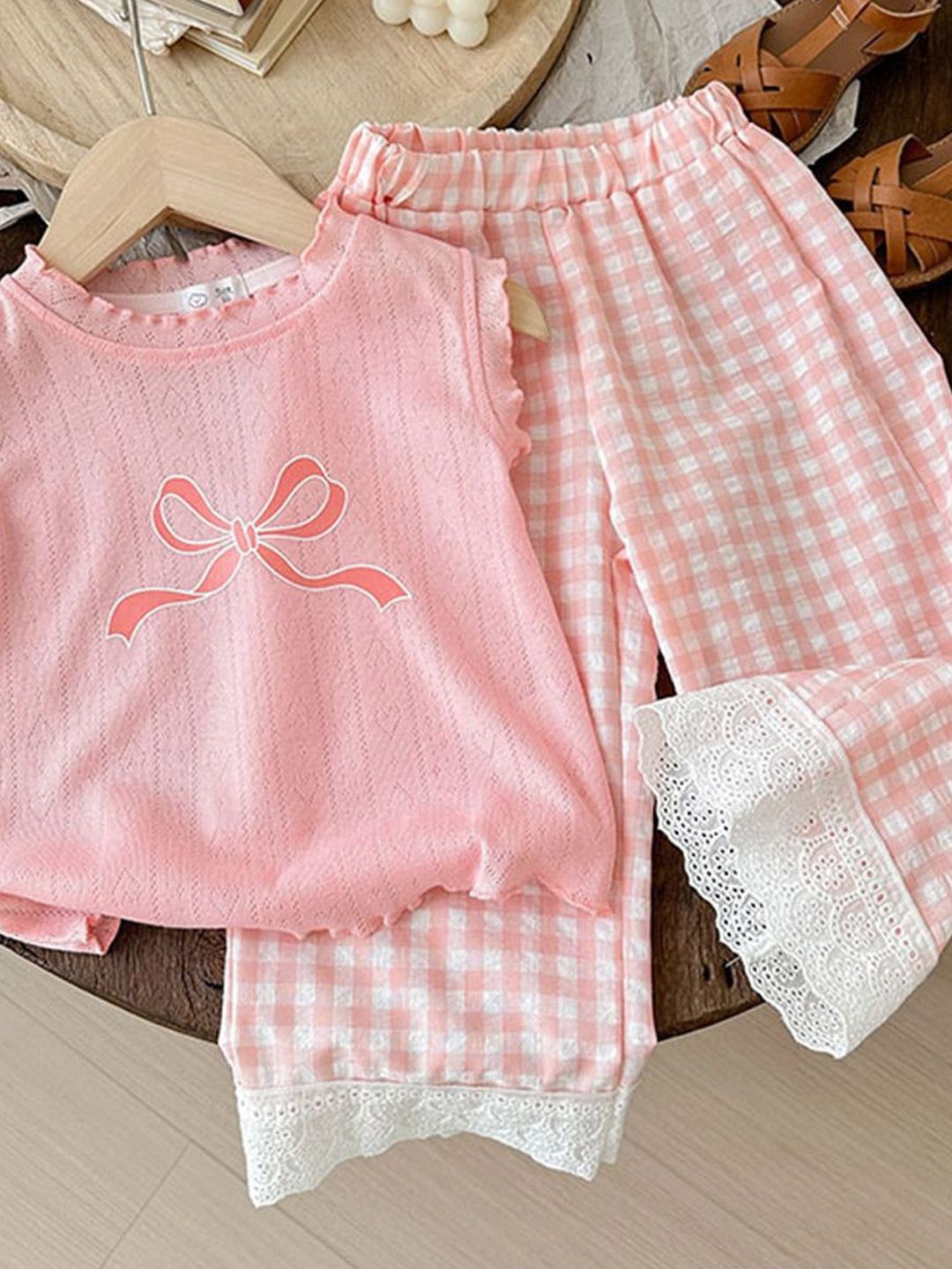 YK Girls Printed Top With Trouser Clothing Set