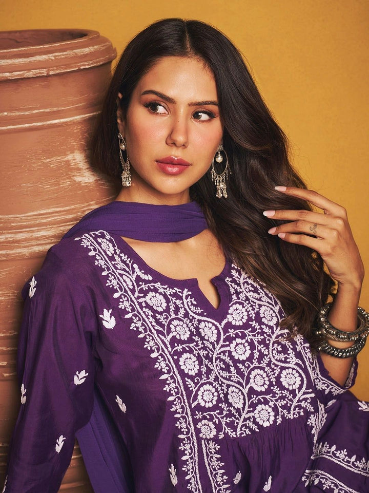 House of Chikankari Sonam Purple Chanderi Set Kurta Chikankari Dengan Dupatta