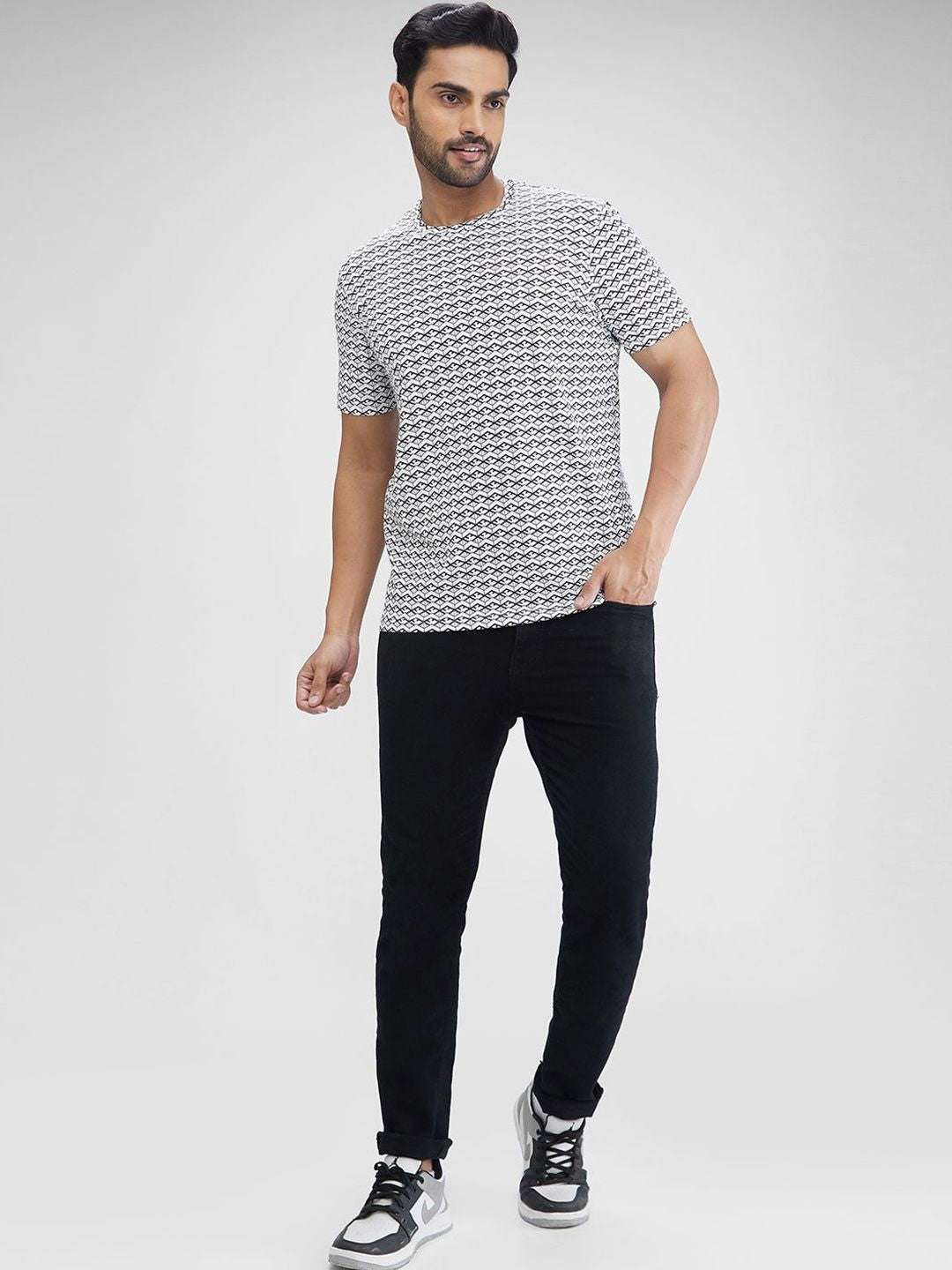 Park Avenue Men Printed Polo Collar Pockets Slim Fit T-shirt