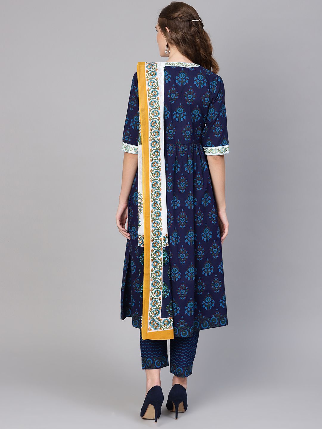 Libas Women Blue & Green Block Print Kurta with Trousers & Dupatta