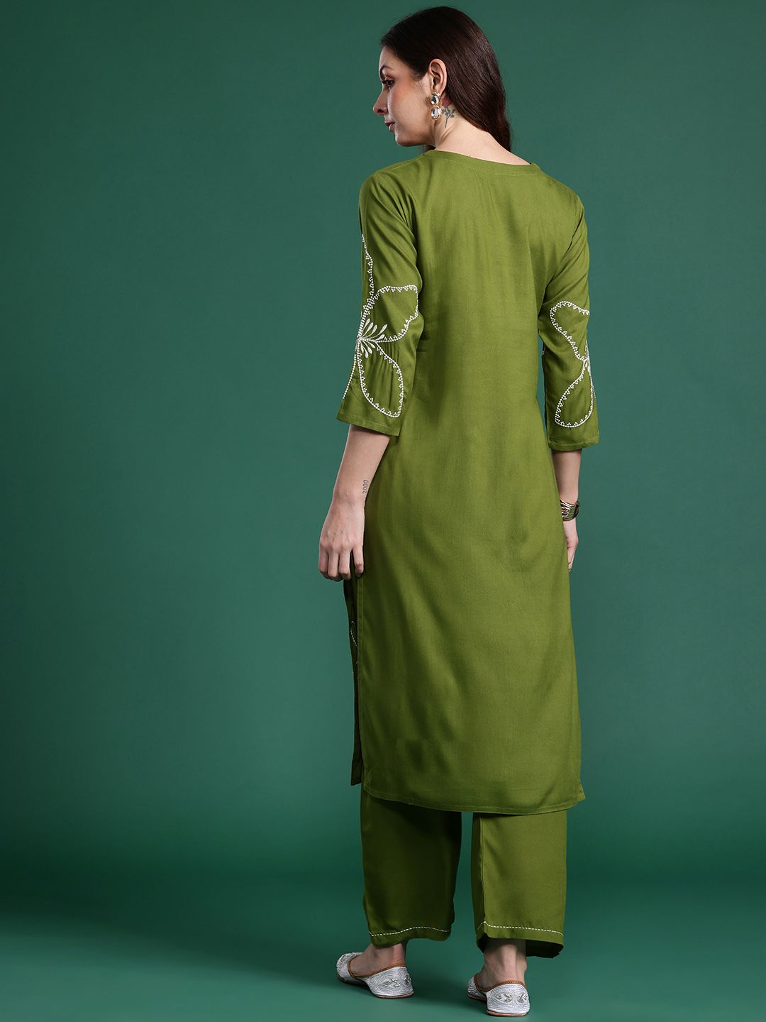 Indo Era Women Floral Embroidered Thread Work Kurta with Palazzos