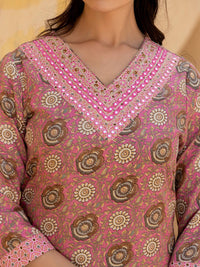Varanga Women Floral Embroidered Regular Mirror Work Kurta with Trousers & With Dupatta