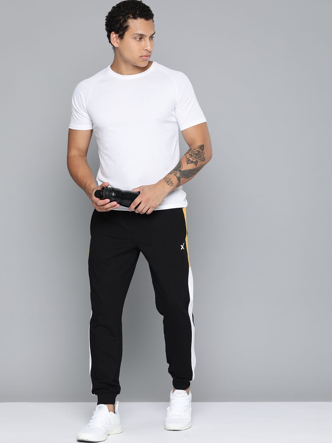 HRX by Hrithik Roshan Men Regular Fit Lifestyle Joggers