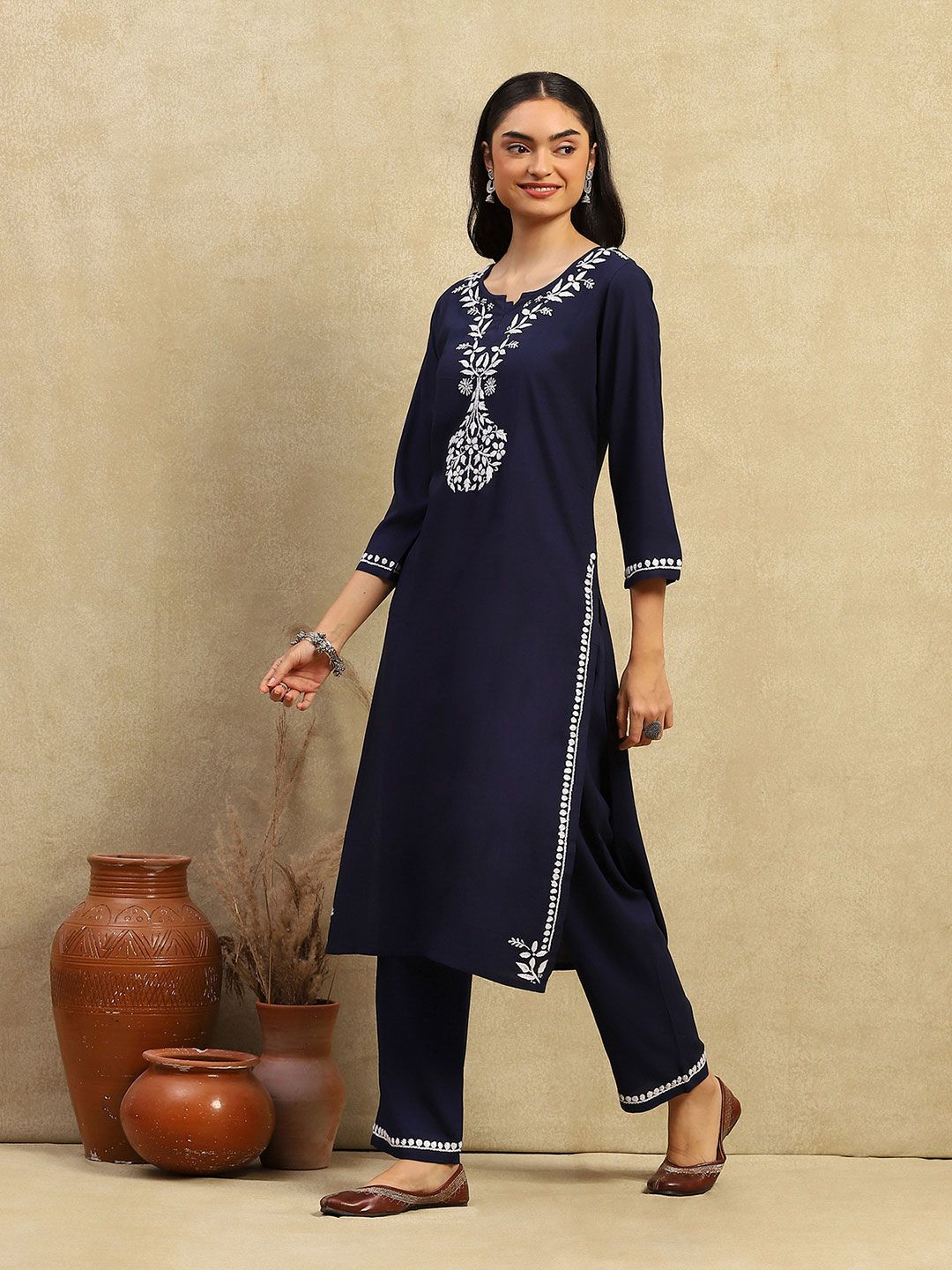 House of Chikankari Women Navy Blue Rayon Chikankari Embroidered Kurta Set