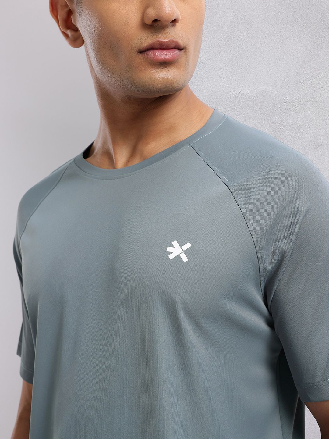 HRX by Hrithik Roshan Brand Logo Detail Raglan Sleeves Rapid-Dry Training T-shirt