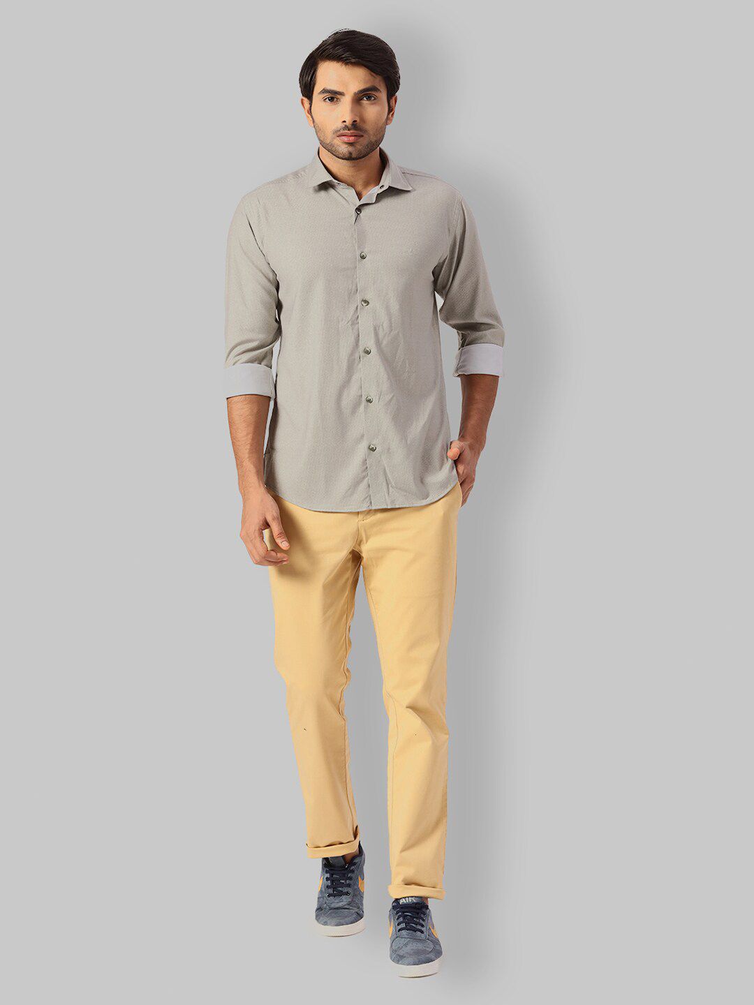 Park Avenue Spread Collar Slim Fit Opaque Casual Shirt