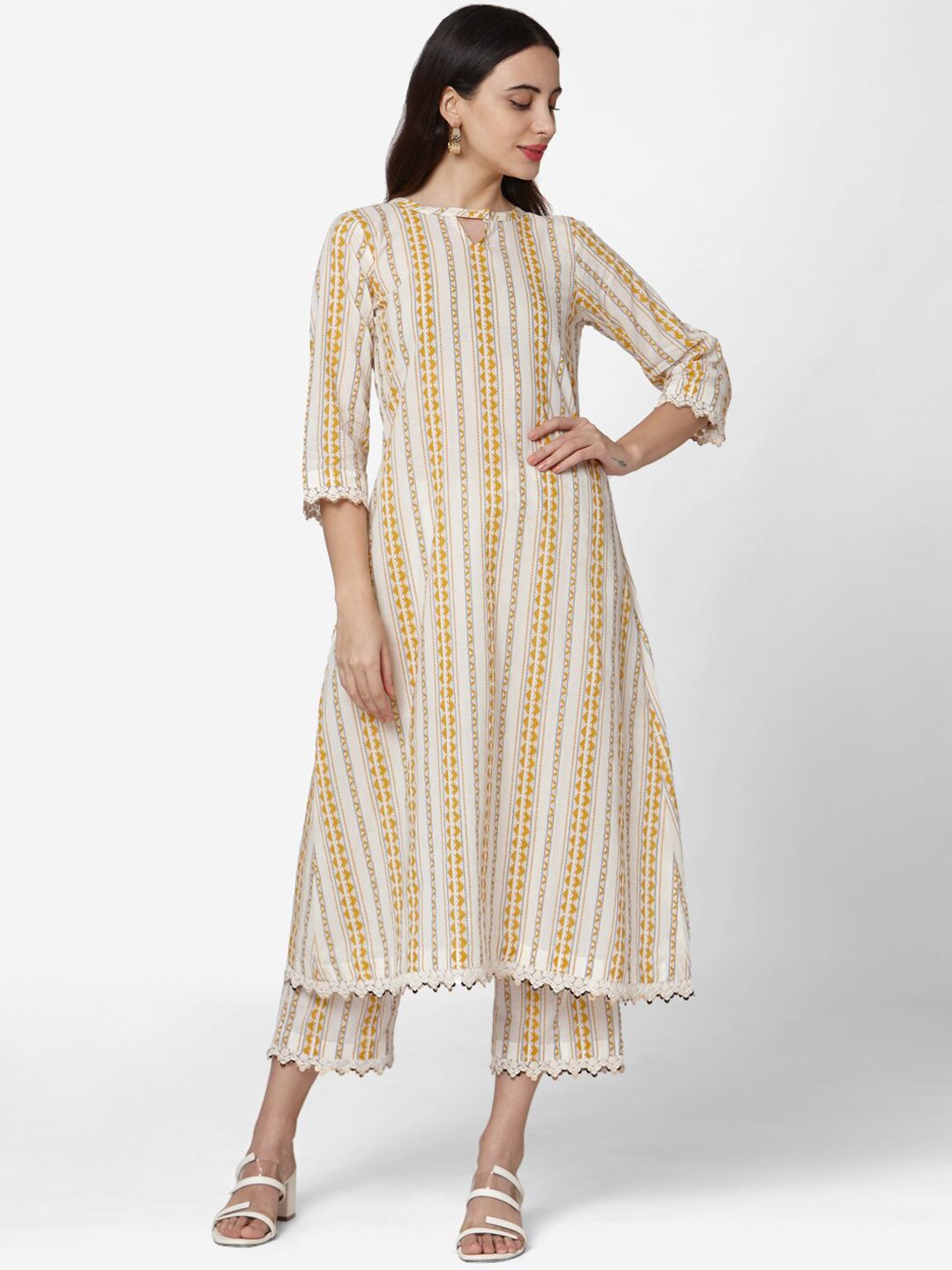KALINI Geometric Printed Regular Pure Cotton Kurta With Trousers