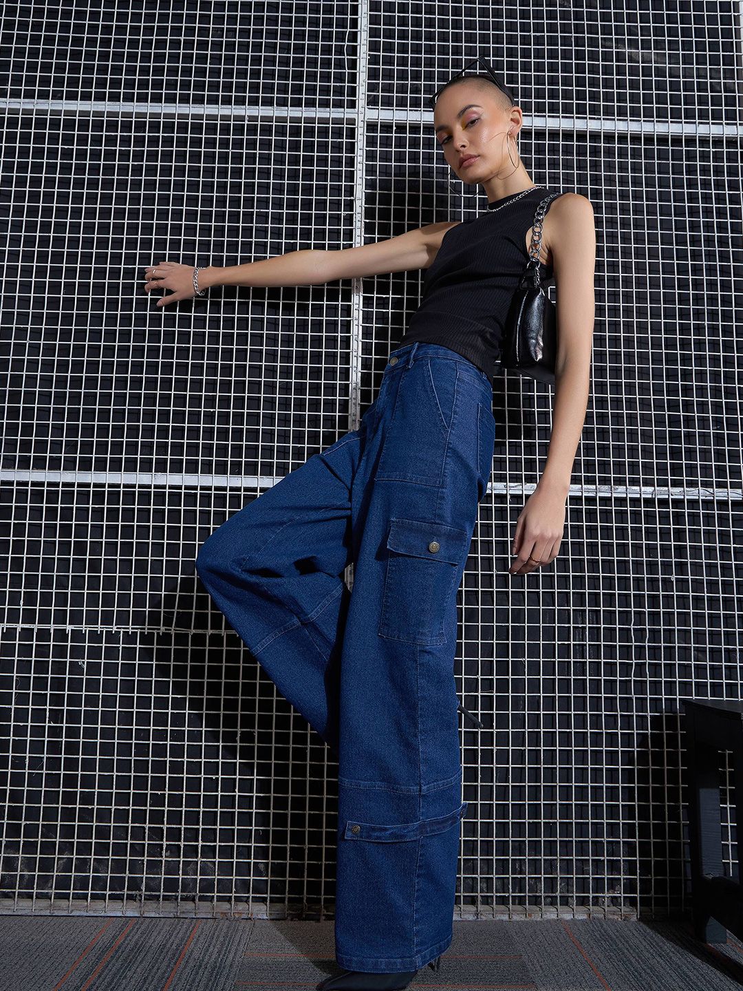 SASSAFRAS Black Waist Tie-Up Cotton Top