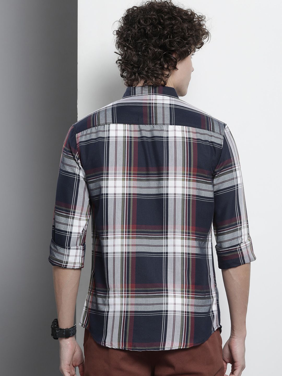 The Indian Garage Co Men Tartan Checked Casual Shirt