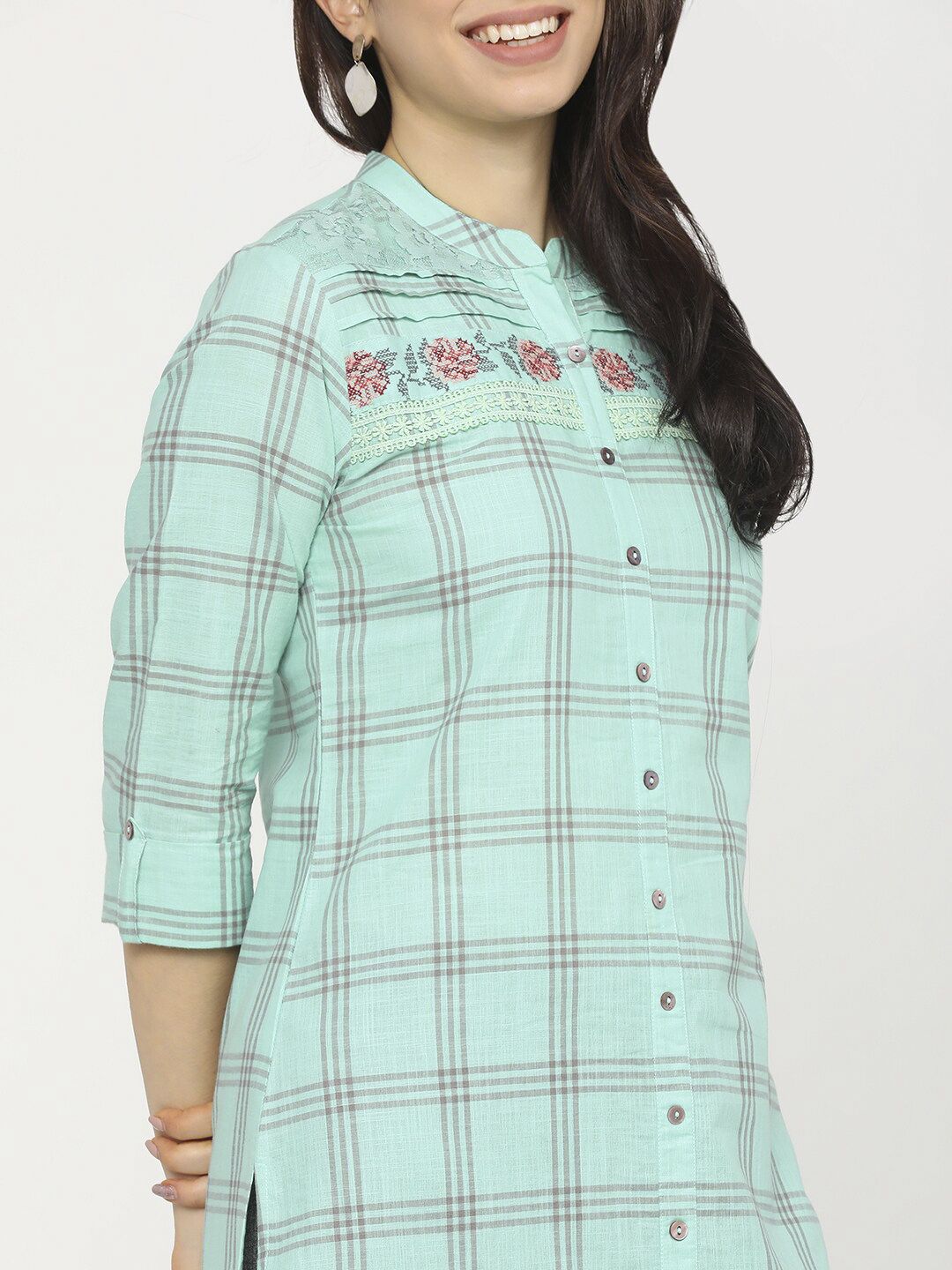 Vishudh Women Sea Green Checked Thread Work Kurta