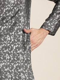 SOJANYA Men Grey Geometric Kurta
