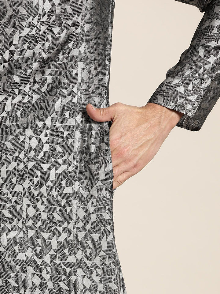 SOJANYA Men Grey Geometric Kurta