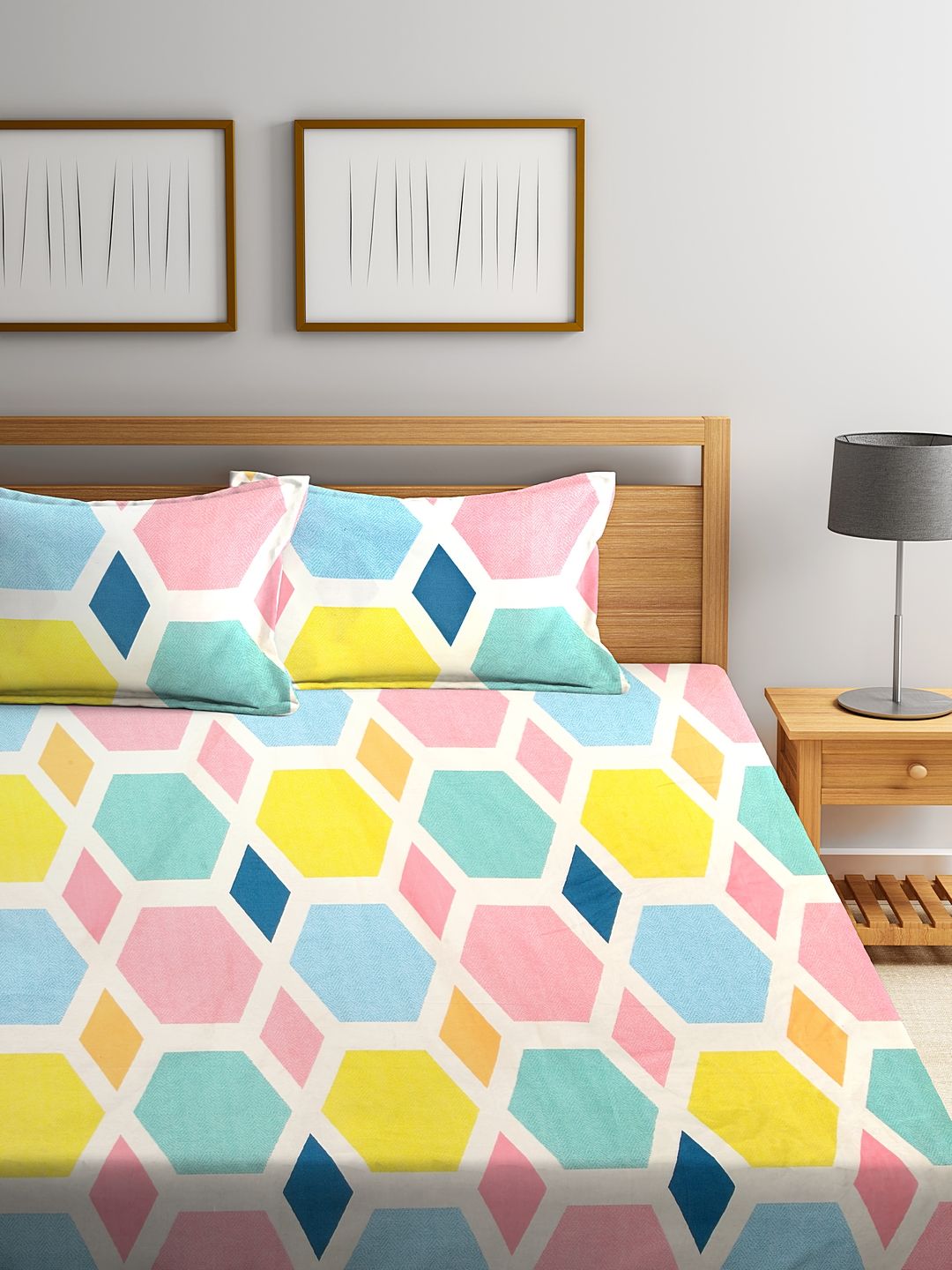KLOTTHE Pink Geometric Polycotton 300 TC Fitted King Fine Bedsheet dengan 2 Sarung Bantal-59 x 87 inci