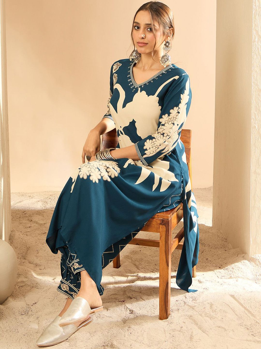 Indo Era Women Floral Printed Regular Sequinned Kurta with Salwar