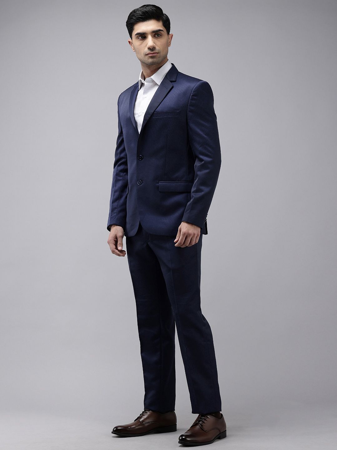 Park Avenue Self Design Single Breasted Super Slim Fit 2-Peice Suit