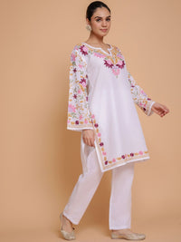 HOUSE OF KARI Floral Embroidered Aari Work Straight Kurta With Trousers
