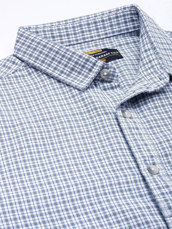 The Indian Garage Co Men Slim Fit Opaque Checked Casual Shirt