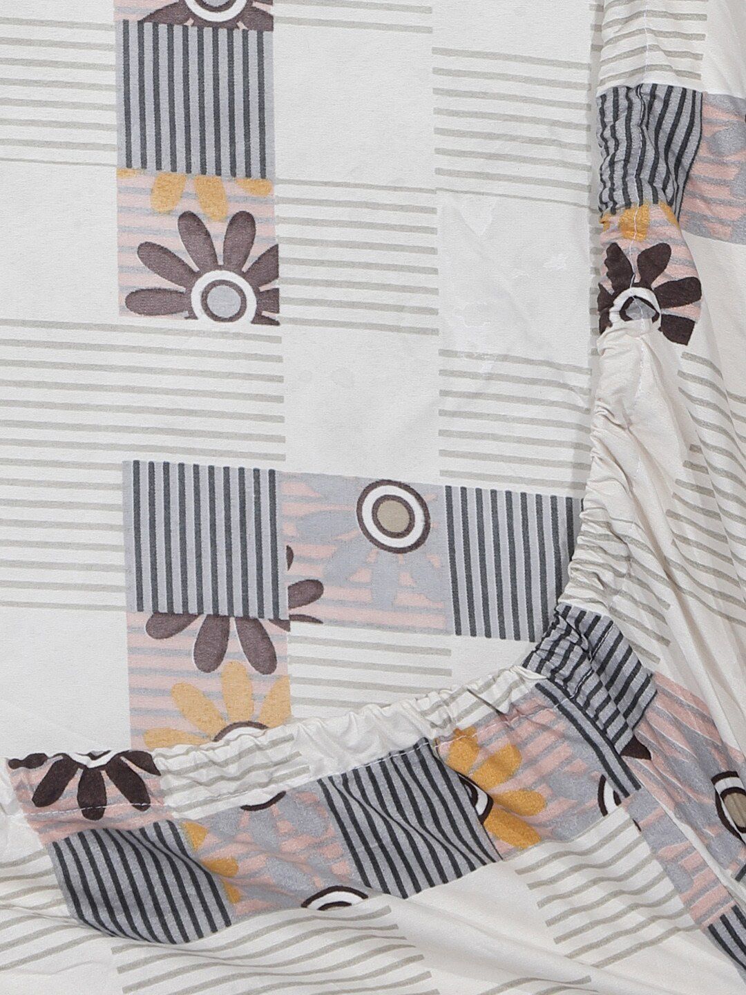 KLOTTHE White Fitted 300 TC King Fine Bedsheet with 2 Pillow Covers-250X225 cm