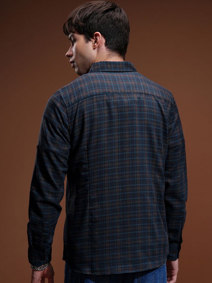 HIGHLANDER Men Navy & Brown Slim Fit Checked Casual Shirt