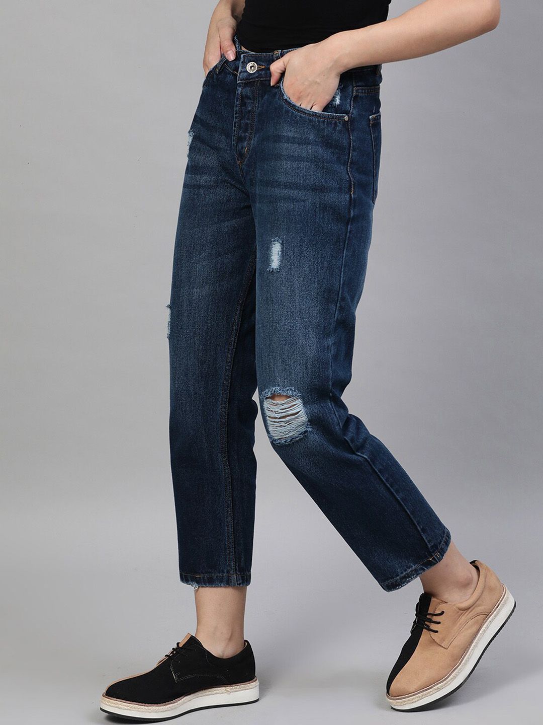 STREET 9 Women Pure Cotton Blue Straight Fit Mid-Rise Mildly Distressed Jeans