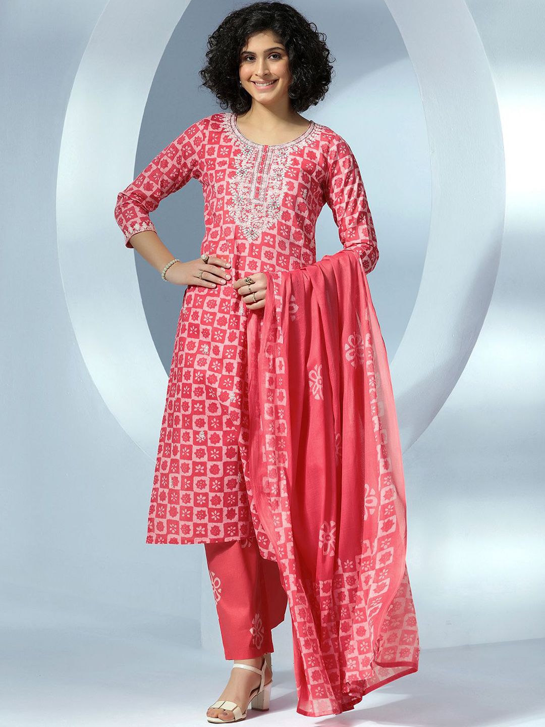 Libas Women Printed Regular Thread Work Pure Cotton Kurta with Trousers & With Dupatta