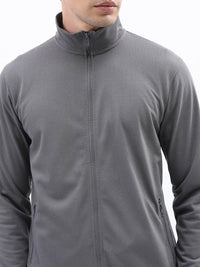 Jaket yang disesuaikan dengan leher Highlander