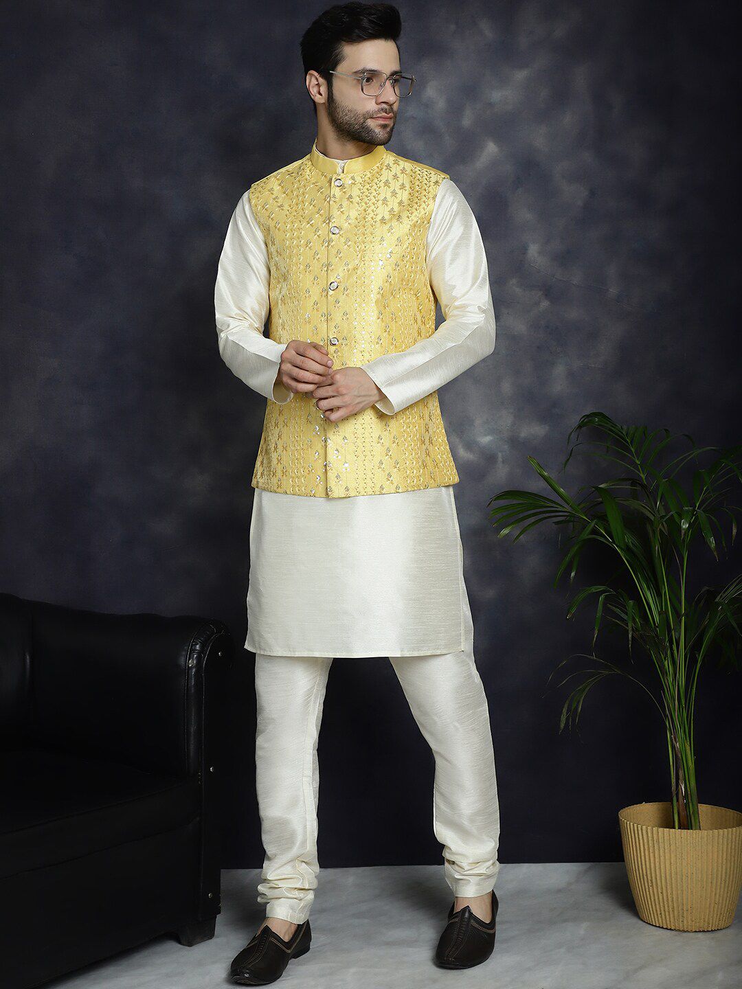 Anouk Embroidered Woven Nehru Jacket