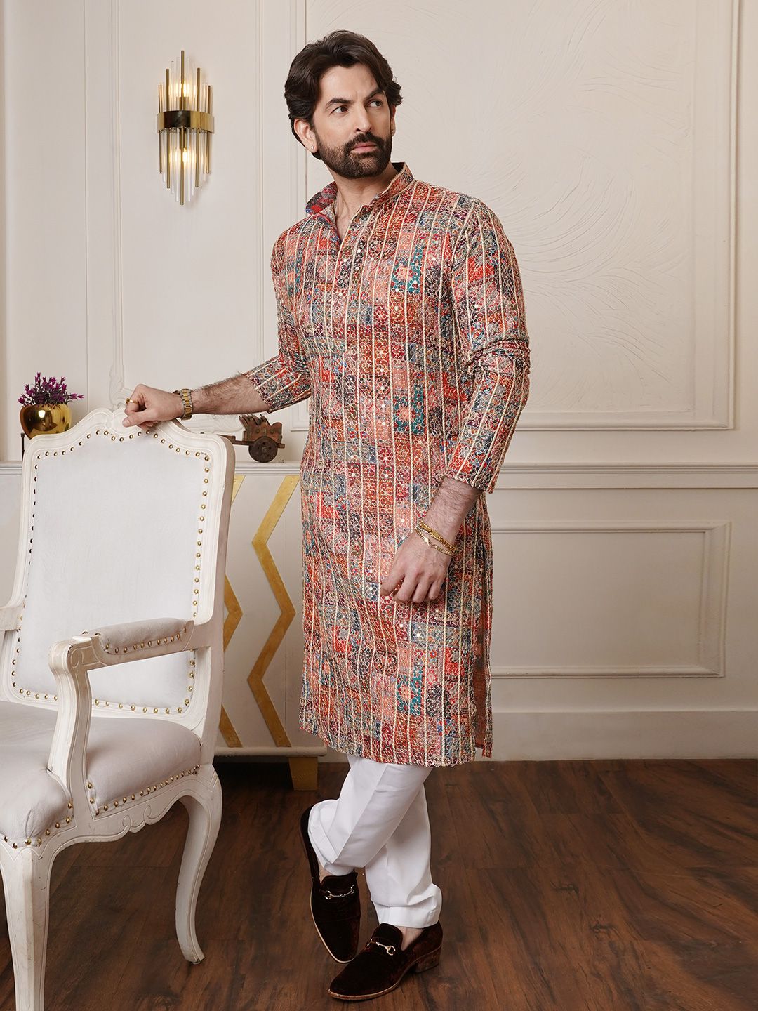 SOJANYA Bunga Sulam Zari Mandarin Collar Cotton Silk Straight Kurta