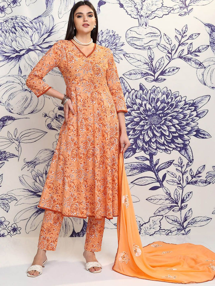 Vishudh Peach Floral Printed Regular Pure Cotton Kurta with Trousers & Dupatta