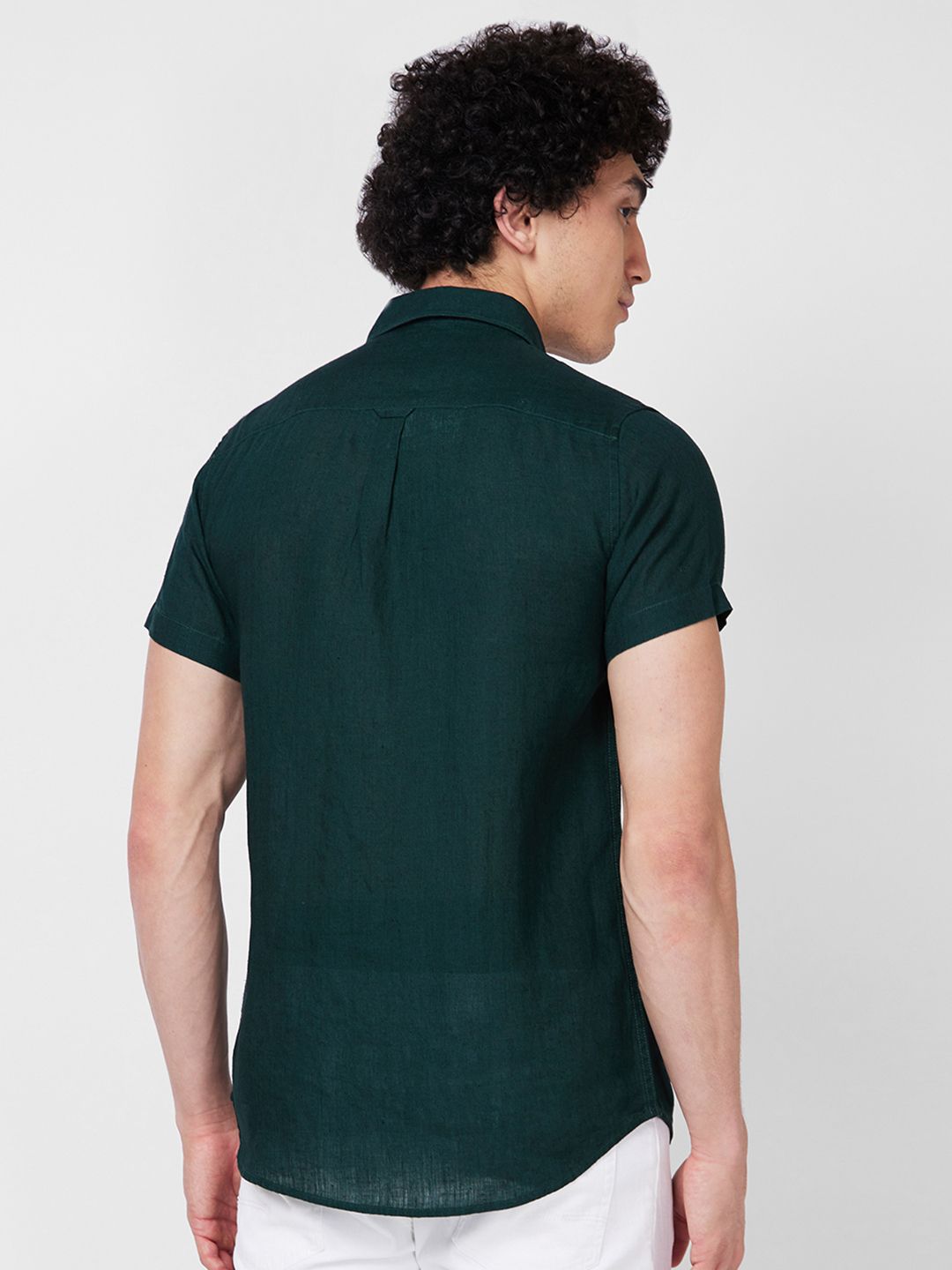 SPYKAR Spread Collar Short Sleeves Curved Casual Shirt