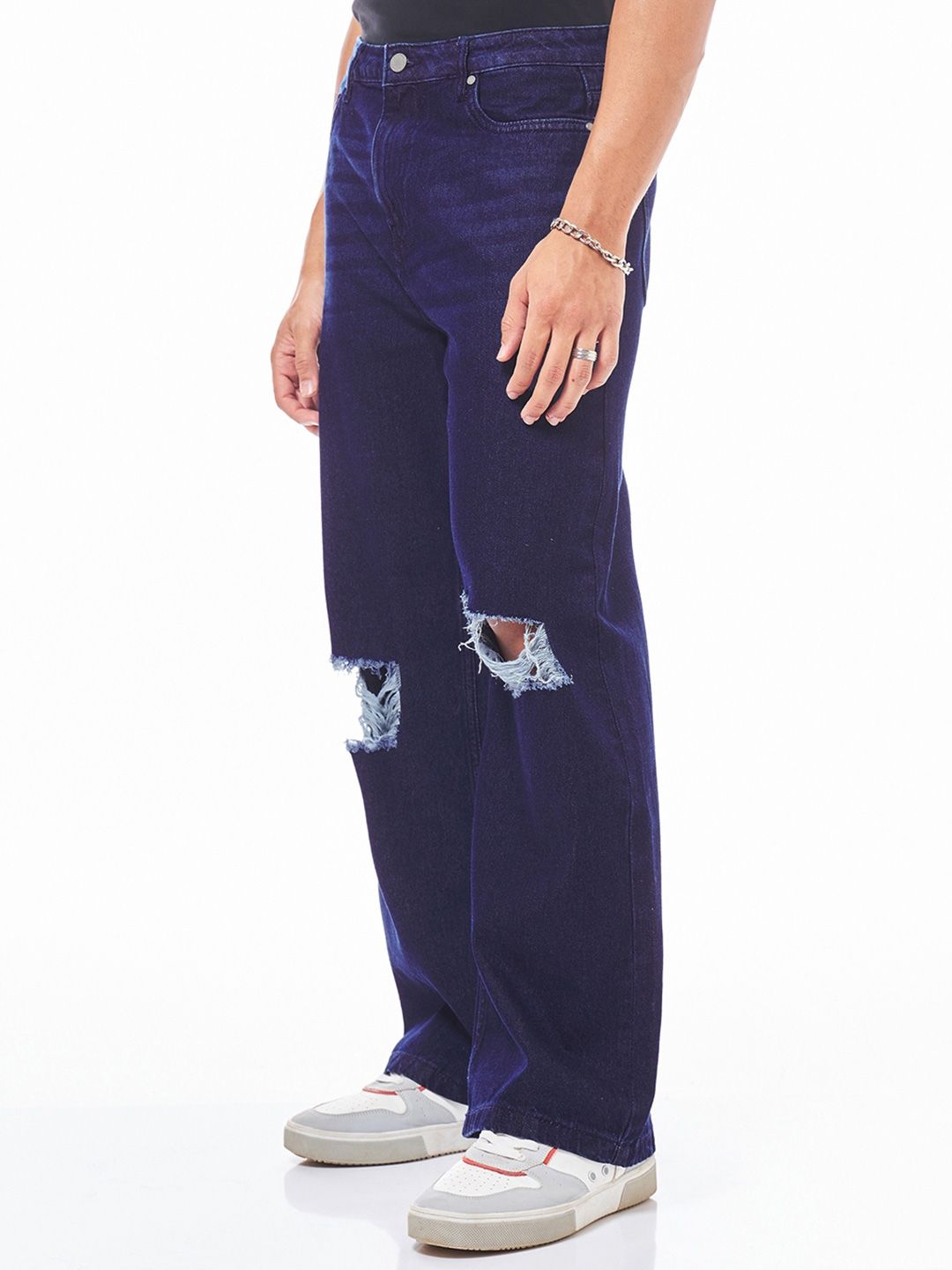 Bewakoof Men's Indigo Blue Baggy Distressed Mid-Rise Jeans