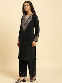 W Ethnic Motifs Sequinned V-Neck Velvet Straight Kurta With Palazzo And Dupatta