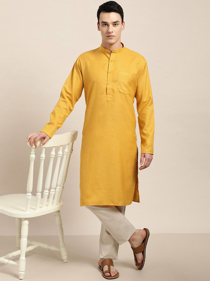 SOJANYA Lelaki Mustard Kuning Solid Kurta Lurus