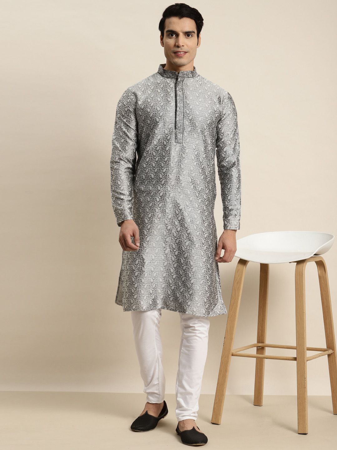 SOJANYA Men Ethnic Motifs Woven Design Jacquard Straight Kurta