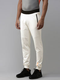 Spykar Men Pepejal Slim Fit Mid-Rise Joggers biasa