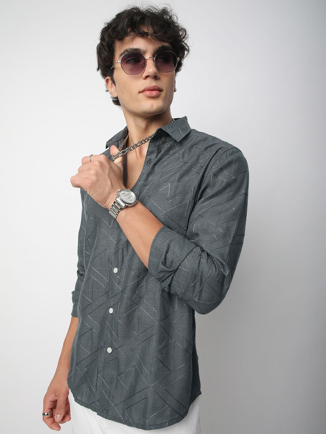 VASTRADO Men Classic Spread Collar Geometric Checked Cotton Slim Fit Casual Shirt