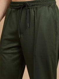 HIGHLANDER High Neck Sweatshirt & Trousers