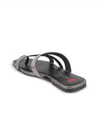Metro Women One Toe Flats with Bows