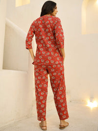 SANSKRUTIHOMES Women Printed Pure Cotton Night suit