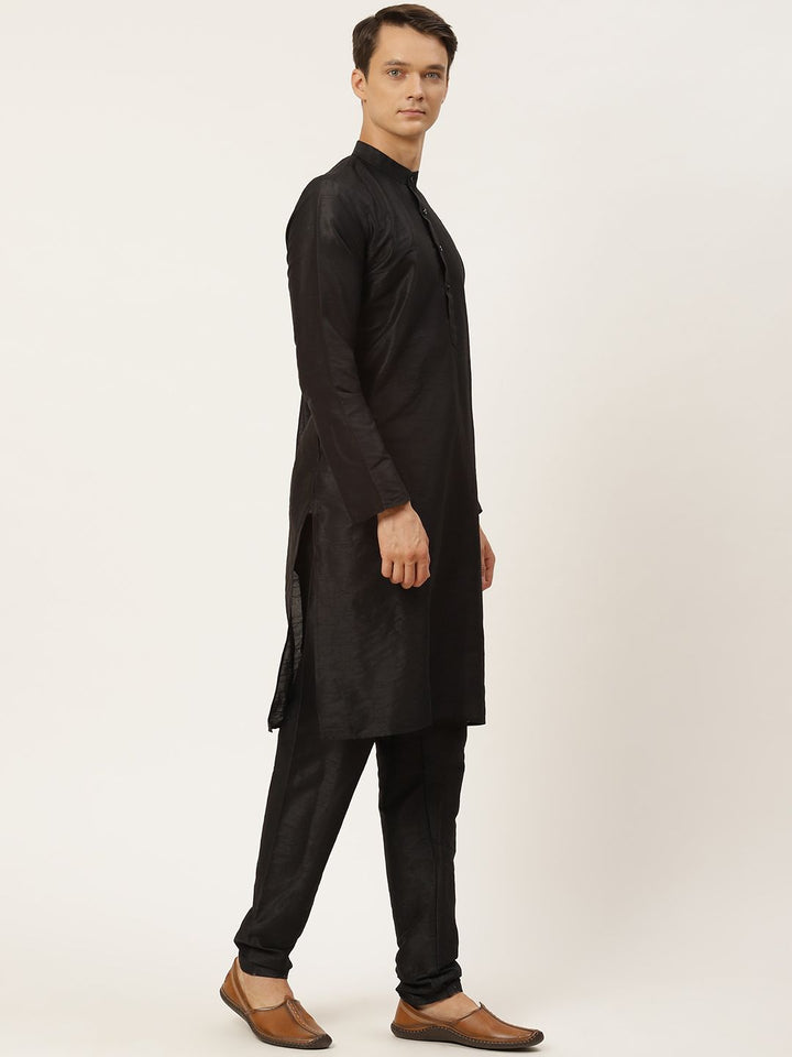 SOJANYA Men Black Kurta with Churidar & Jacket